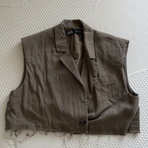 Zara Cropped Vest